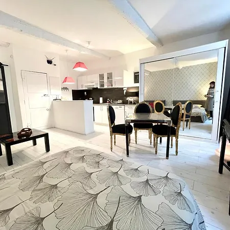 Les Remparts Location Apartment