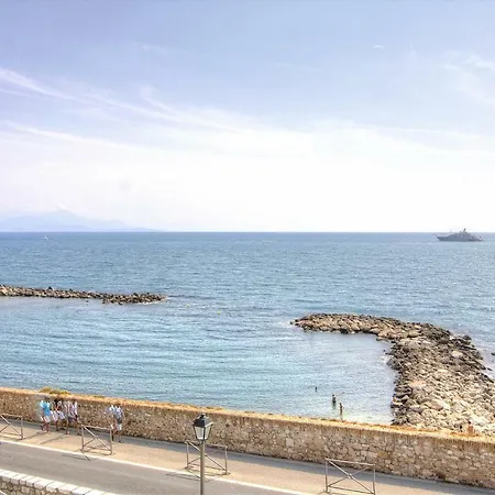 Les Remparts Location Apartment